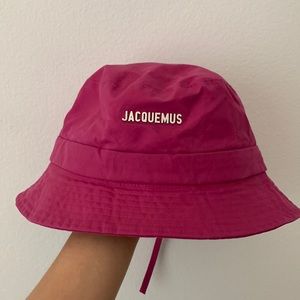 Jacquemus bucket hat